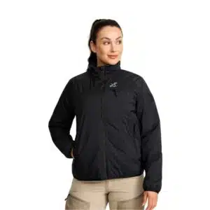 Dunkle Damenjacke von RevolutionRace