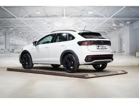 VW Taigo R-Line von hinten