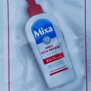 Gratisprobe Mixa Bodylotion in der DM-Kundenzeitschrift