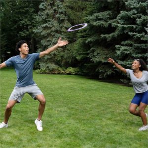 🥏 Aerobie Pro Blade rechteckiger Wurfring für 11,49€ (statt 15€)