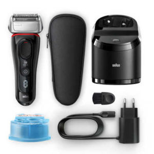 iBood: Braun Series 8 Nass- und Trockenrasierer 8360CC für nur €135,90 statt €260,00