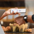 de-mobile-and-watch-contactless-payment-1600×600