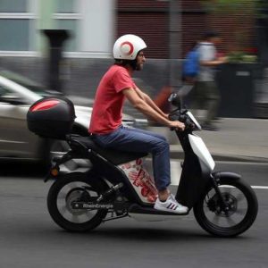 [Lokal: Köln] rhingo Promotion Code für 45 Freiminuten &#043; kostenlose Anmeldung (E-Mopeds / E-Scooter)