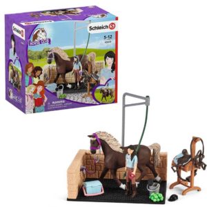Schleich® Horse Club 42438 Waschplatz mit Emily &amp; Luna Spielfiguren-Set